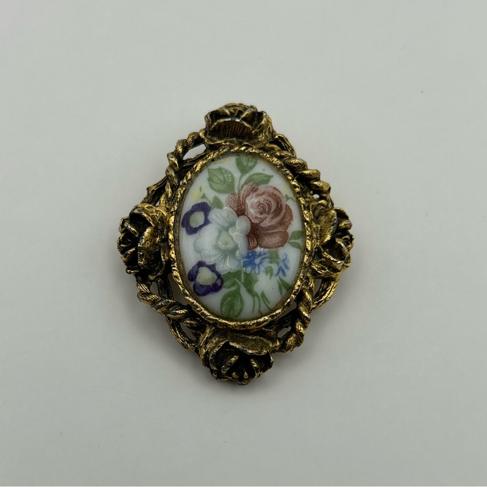 Vintage Handpainted Brooch